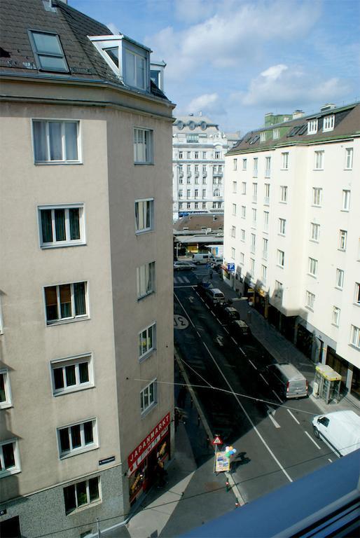 Apartment Center Wina Bagian luar foto