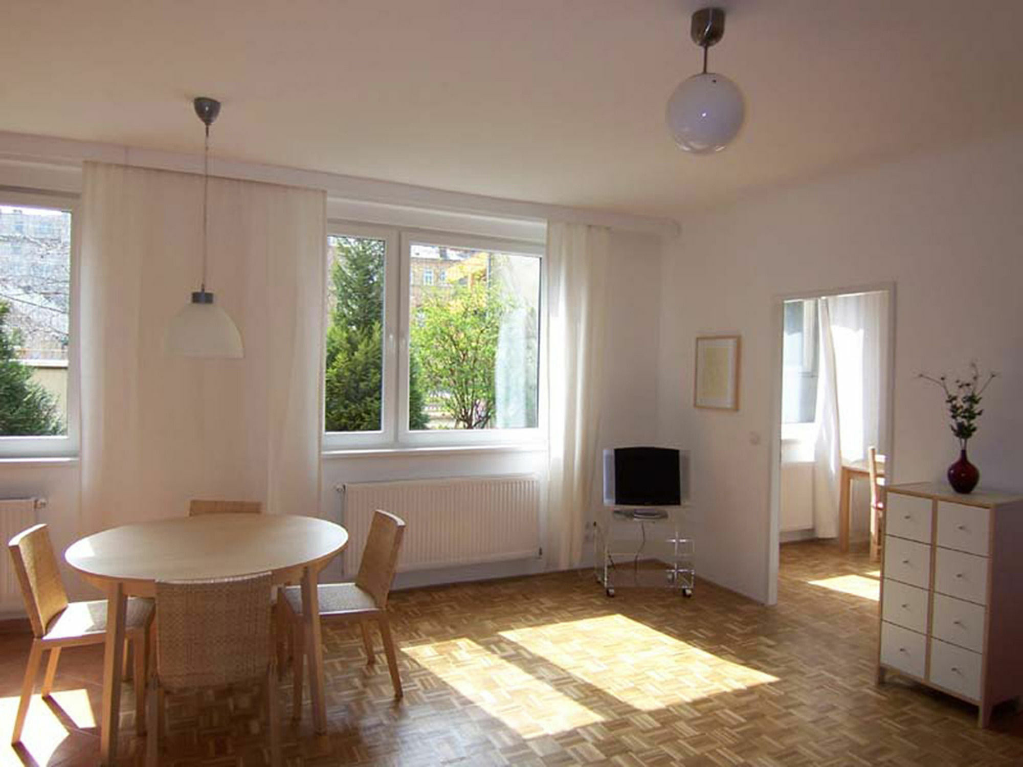 Apartment Center Wina Bagian luar foto